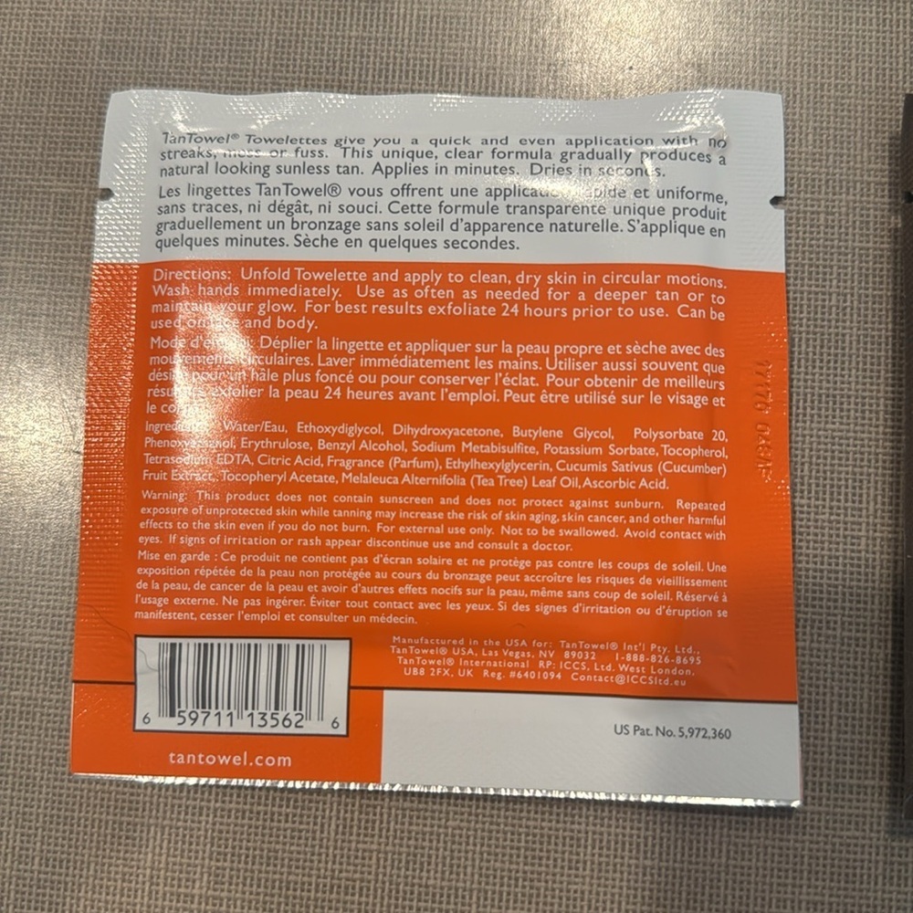 Sun Bum and Tan Towel Self Tanning Towelettes - Picture 2 of 3